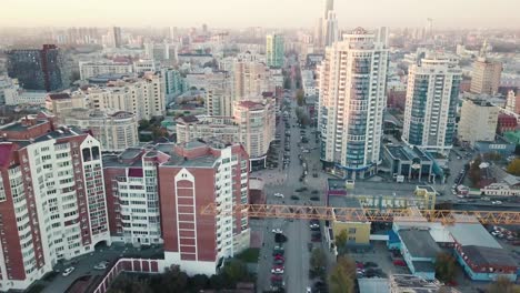 vista aérea de una ciudad moderna