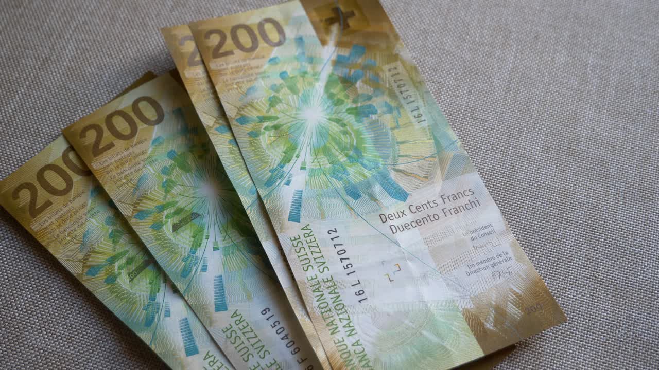 스위스 화폐의 클로즈업  200 chf, 세부 지폐