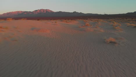 Close-Up-Drone-Flight-Over-Aeolian-Sand-Deposits-At-The-Kelso-Dunes,-Mojave-National-Preserve,-California