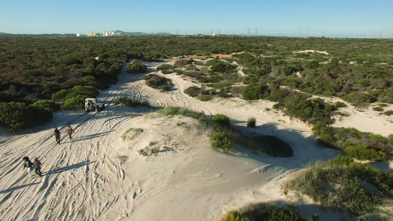 explorando el desierto a pie y en rueda