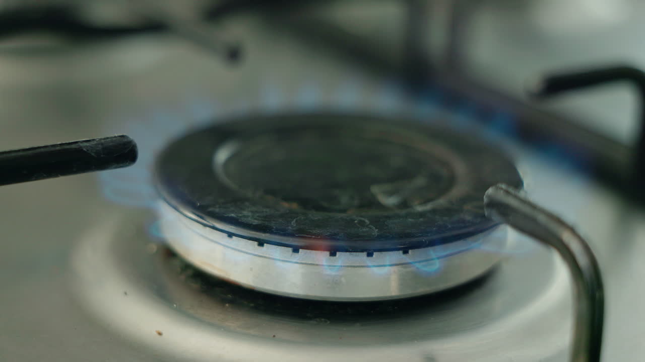 Gas stove with blue flame