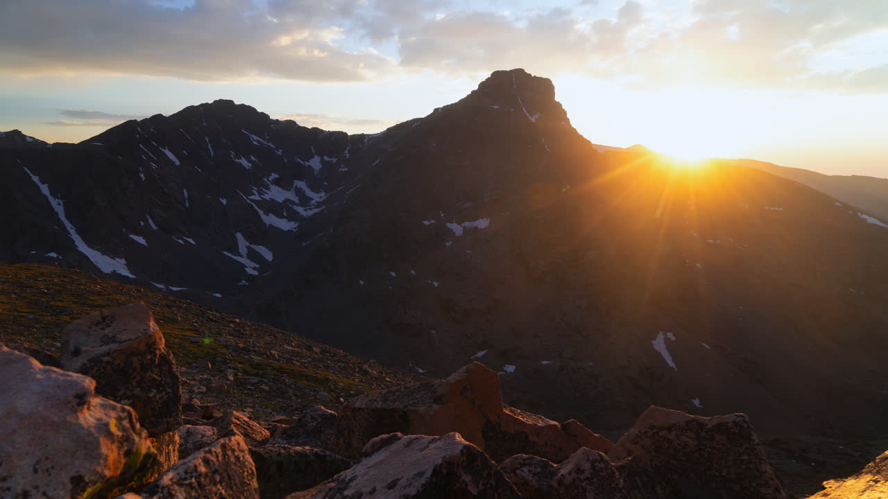 Time lapse Mt Mount of the Holy Cross Halo Ridge Notch Mountain Shelter summer vibrant sunset golden hour cloud movement sun down Rocky Mountains Peak Sawatch Range Vail Minturn North Ridge trail