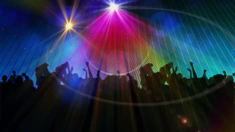 Animation-Von-Tanzenden-Menschen-In-Einem-Club-Musiklokal-Mit-Gelbem-Licht,-Das-Sich-über-Leuchtende-Scheinwerfer-Bewegt
