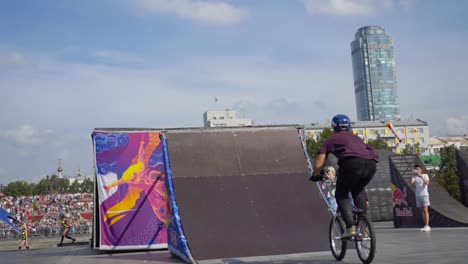 salto en bicicleta bmx