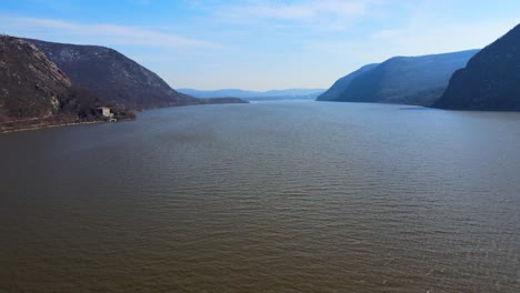 aerial drone footage of the hudson river valley in new york state at the windgate section between storm king mountain and breakneck ridge