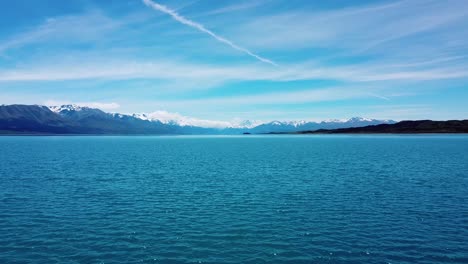 Alpine-vista:-Mount-Cook-in-the-distance,-rocks-in-foreground,-in-captivating-stock-footage