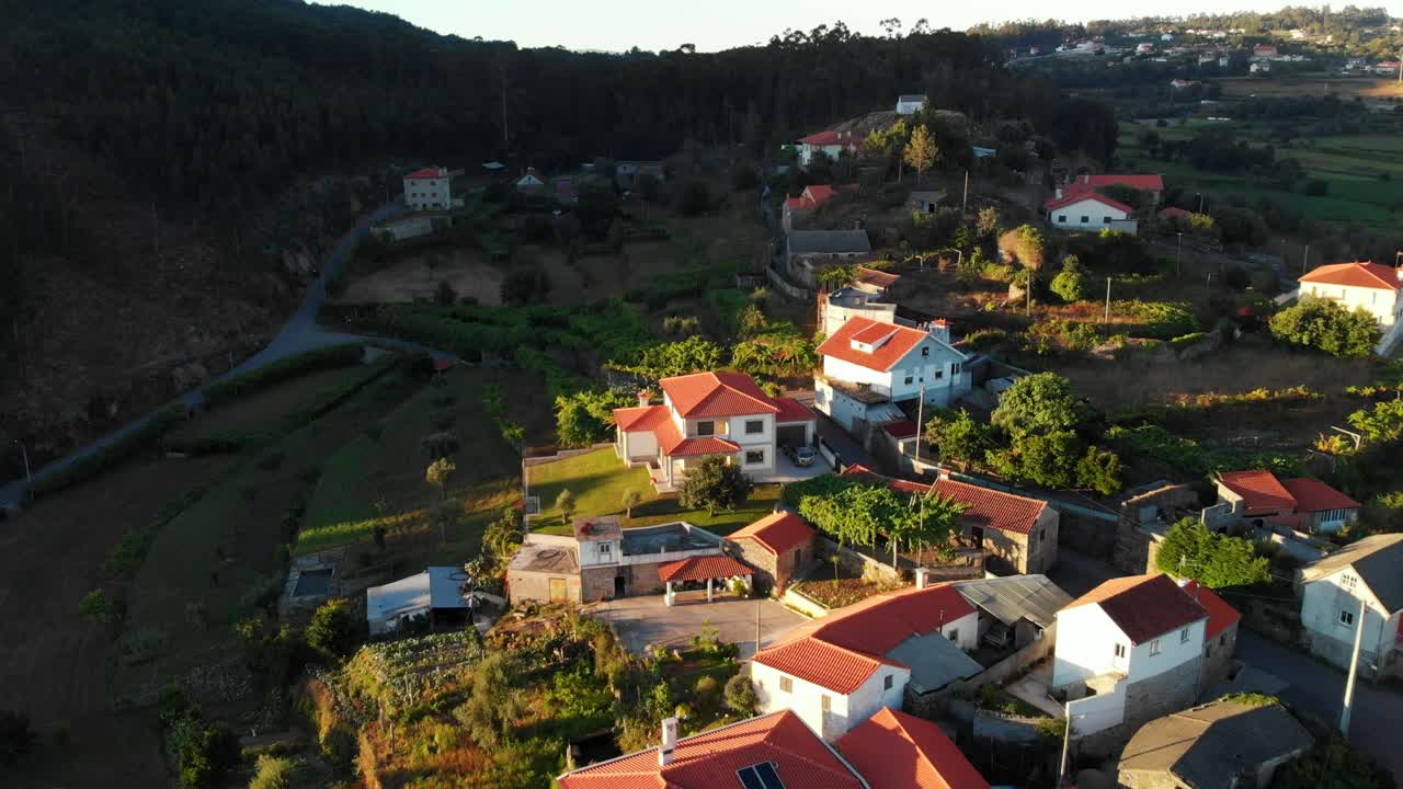 puesta de sol en el campo de portugal