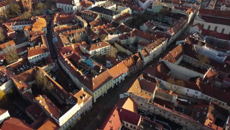 Casco-Antiguo-Histórico-De-Vilnius-Aéreo,-Lituania