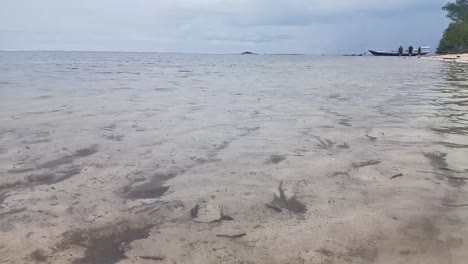 Clear-sea-water-at-Tanjung-Ngalo-Beach-in-Mamuju,-West-Sulawesi