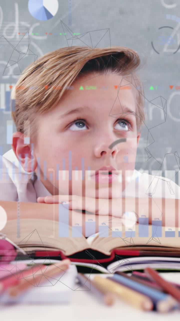 animación del procesamiento de datos científicos sobre un escolar caucásico