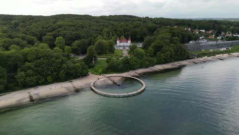 The-Infinite-Bridge-and-Varna-Castle,-Aarhus,-Denmark