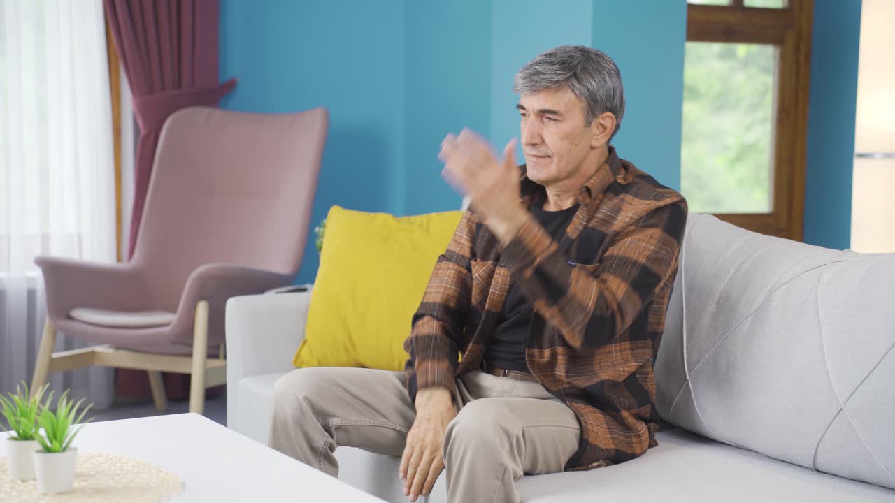 잊어버리는 문제가 있는  ⁇ 은이