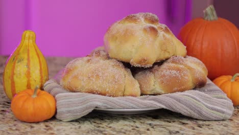 Brot-Der-Toten,-Mexikanische-Traditionen