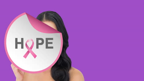 animación de texto de esperanza sobre una mujer biracial sonriente sobre un fondo púrpura