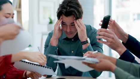 Kopfschmerzen,-Stress-Und-Geschäftsmann-Im-Büro