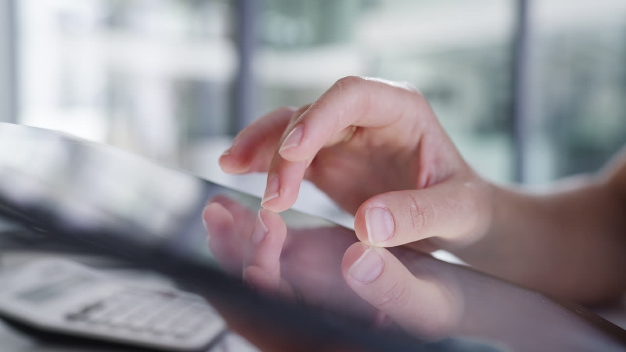 Scorrendo il mondo online