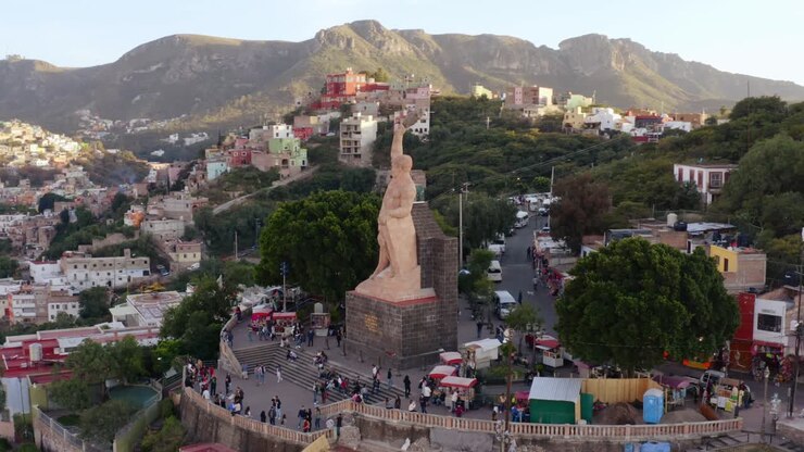 AEREA: Città di Guanajuato e El Pípila, Messico