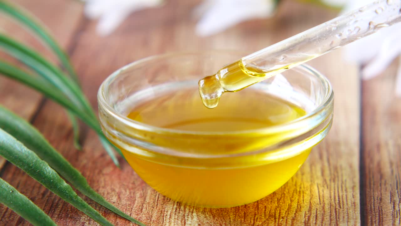 피부에 에센셜 오일을 적용하는 방법