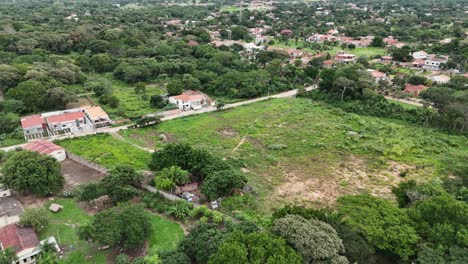 Rolling-Greens:-A-Symphony-of-Natural-Splendor-Below