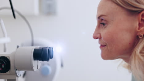 cuidado ocular, prueba de máquina y mujer en la oficina a