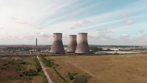 Didcot-Power-Station-before-its-demolition-in-2019