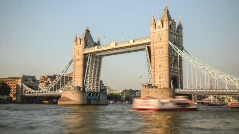 tower bridge, london uk- time lapse