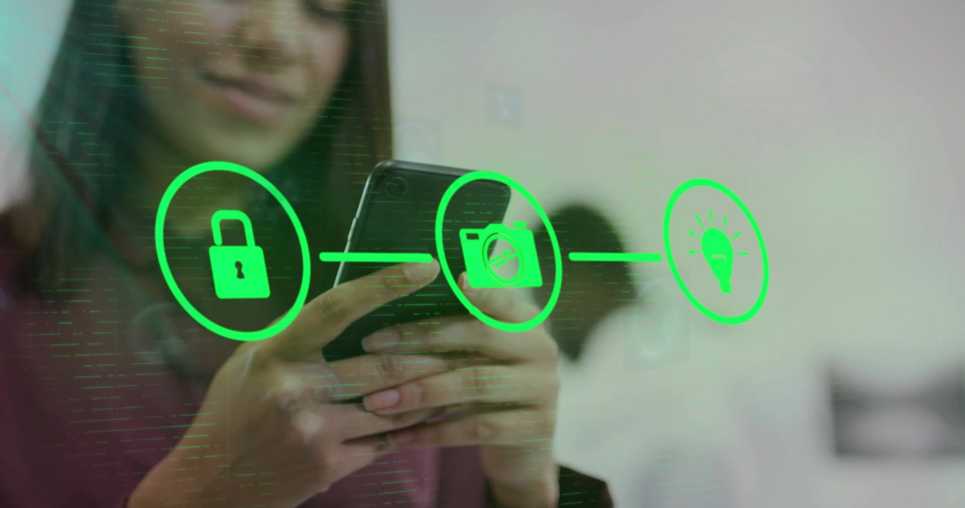 Femme tapotant son smartphone, déverrouillant un cadenas vert et mettant en évidence des icônes de dossier et d'idée dans un pôle technologique.