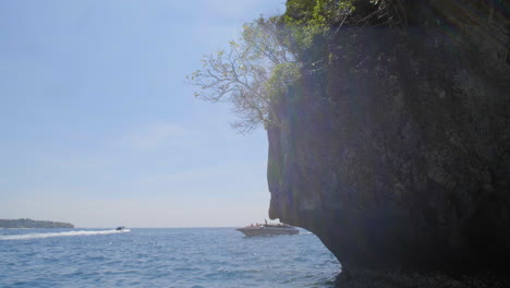 vistas de los acantilados de las islas phi phi en tailandia