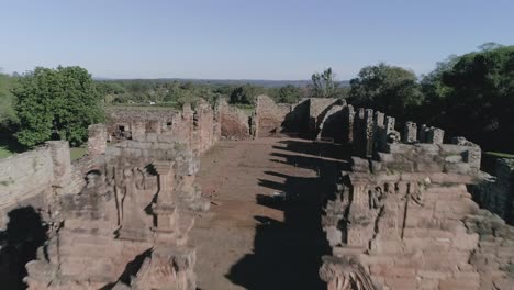 Flying-Over-Distinctive-San-Ignacio-Ruins-In-Misiones,-Argentina