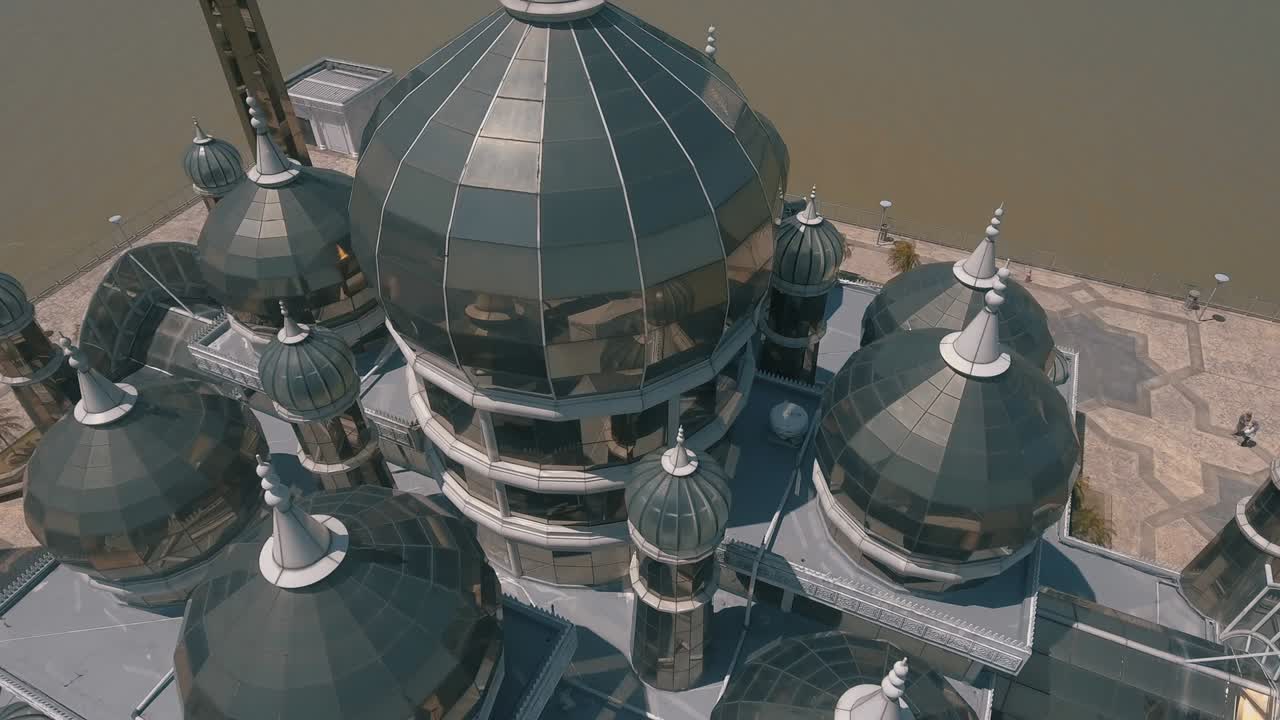 la mezquita de cristal.