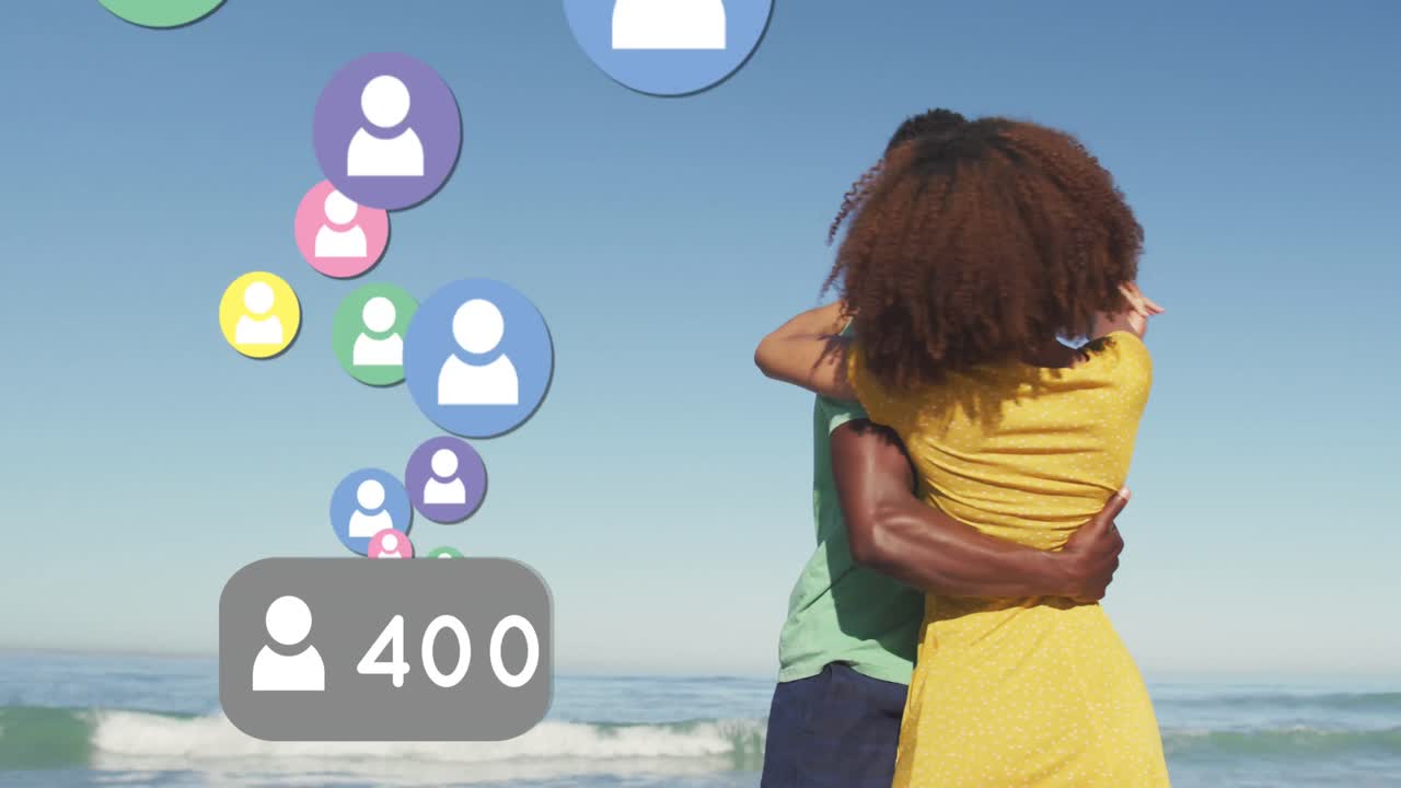 iconos de perfil con números crecientes contra una pareja afroamericana bailando en la playa