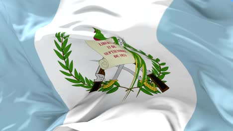 guatemalteco saludando al viento con el cielo azul, bucle