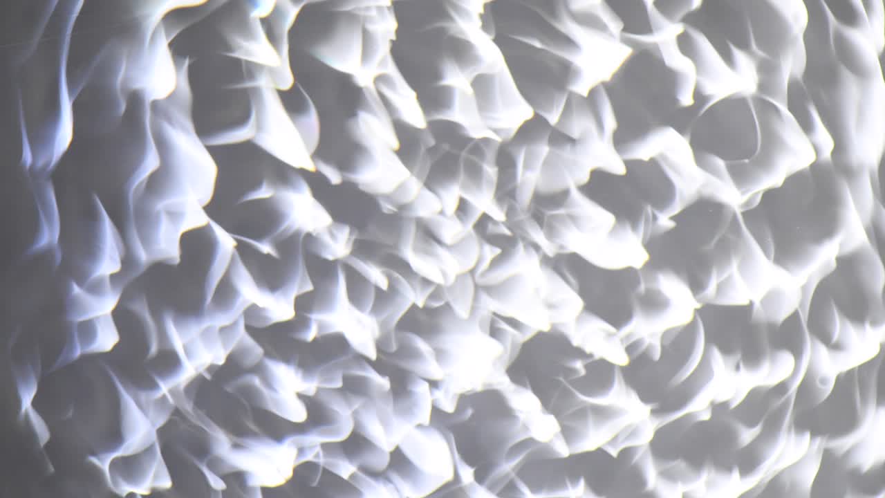 если бы эшер сделал высокоскоростную анимацию, это было бы оно, бешеное дразнение глаз - для большего количества, найдите "abstractvideoclip", используя кавычки