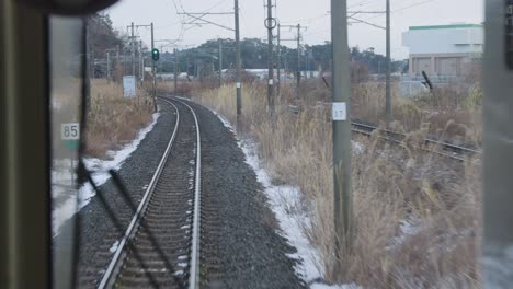 Tiro-De-Punto-De-Vista-Del-Tren-Que-Viaja-Hacia-El-Norte-Desde-Fukushima,-Jr-Este-De-Japón