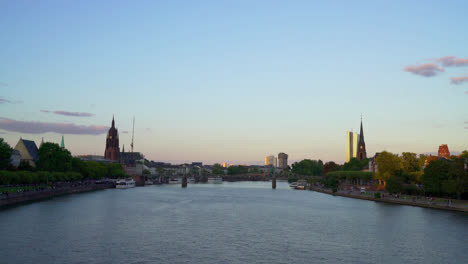 horizonte de la ciudad de frankfurt am main