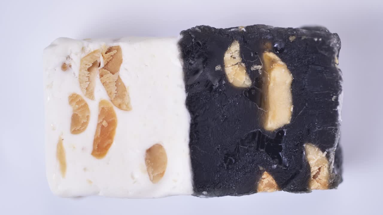 delicias turcas dulces orientales de primer plano girar en movimiento lento