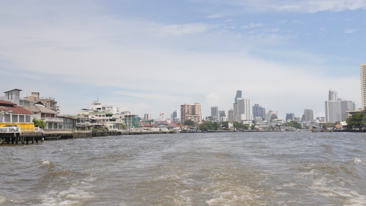 방 ⁇  의 물 택시 에서의 전망