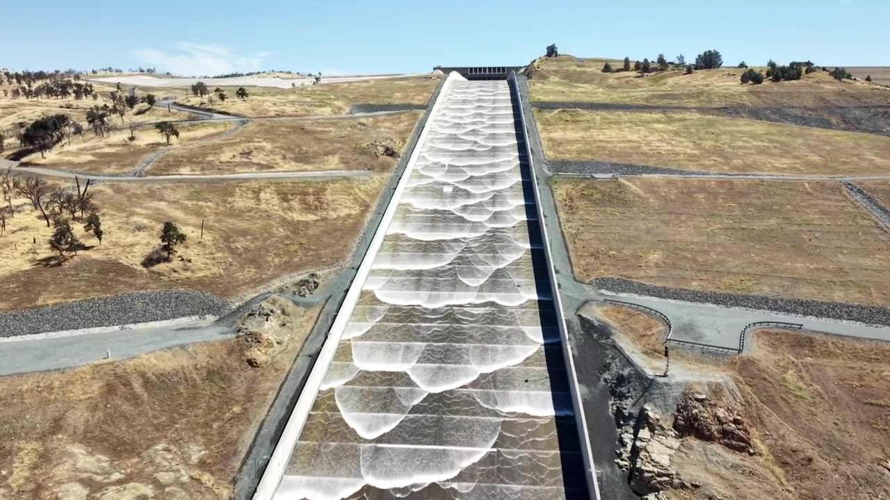 Lake Oroville Dam Spillway Low Outflow Release Approach