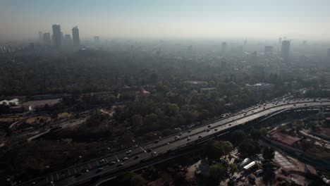 Ver-Una-Ciudad-Contaminada-Con-Un-Dron