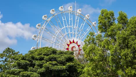 this is a time-lapse of a ferris wheel in tagaytay, philippines. the tagaytay picnic grove is an excellent place for families to spend a relaxing day having fun with their loved ones.