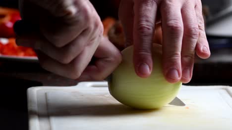 Chopping-an-onion-in-fine-brunoise.-Close-shot