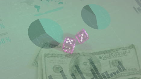 animación del procesamiento de datos financieros sobre dos dados y billetes de dólares estadounidenses en fondo verde