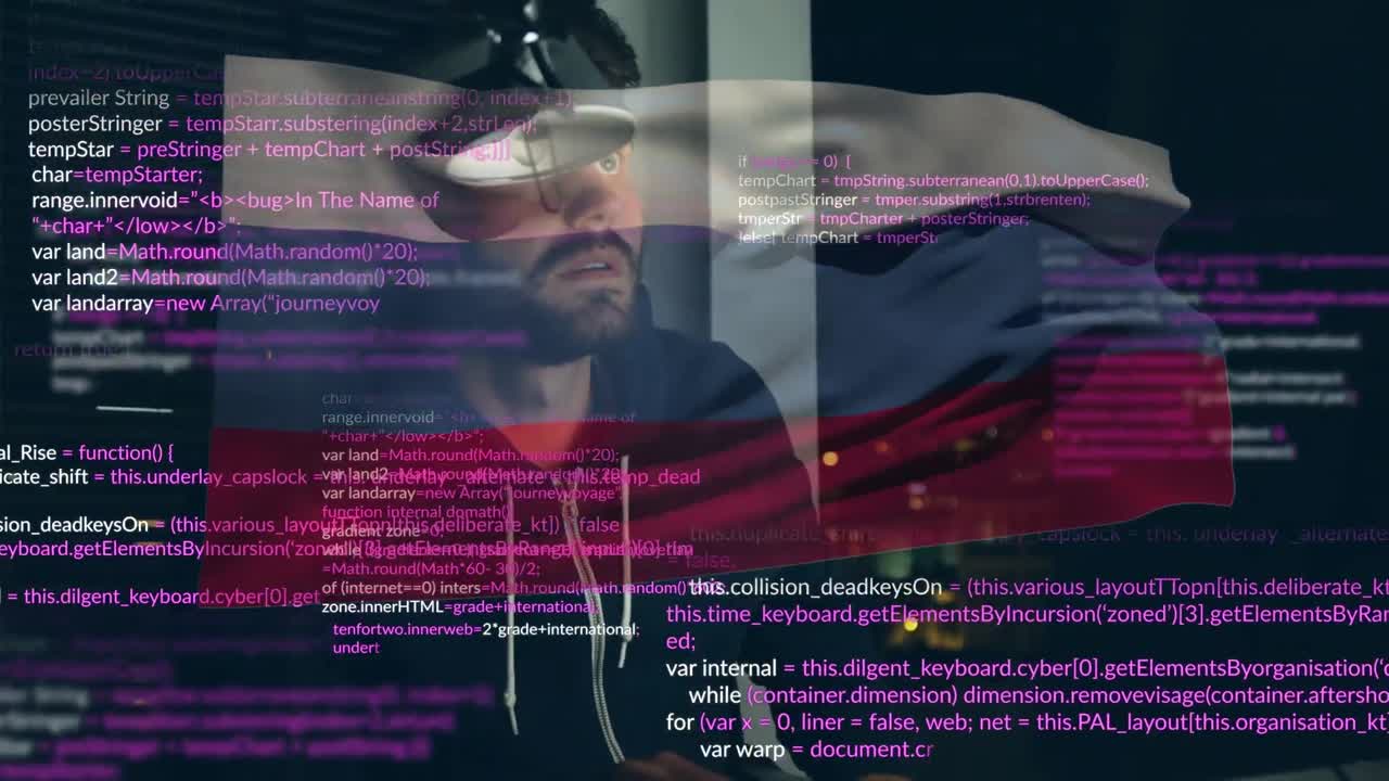animación de un hacker caucásico sobre el procesamiento de datos y la bandera de rusia