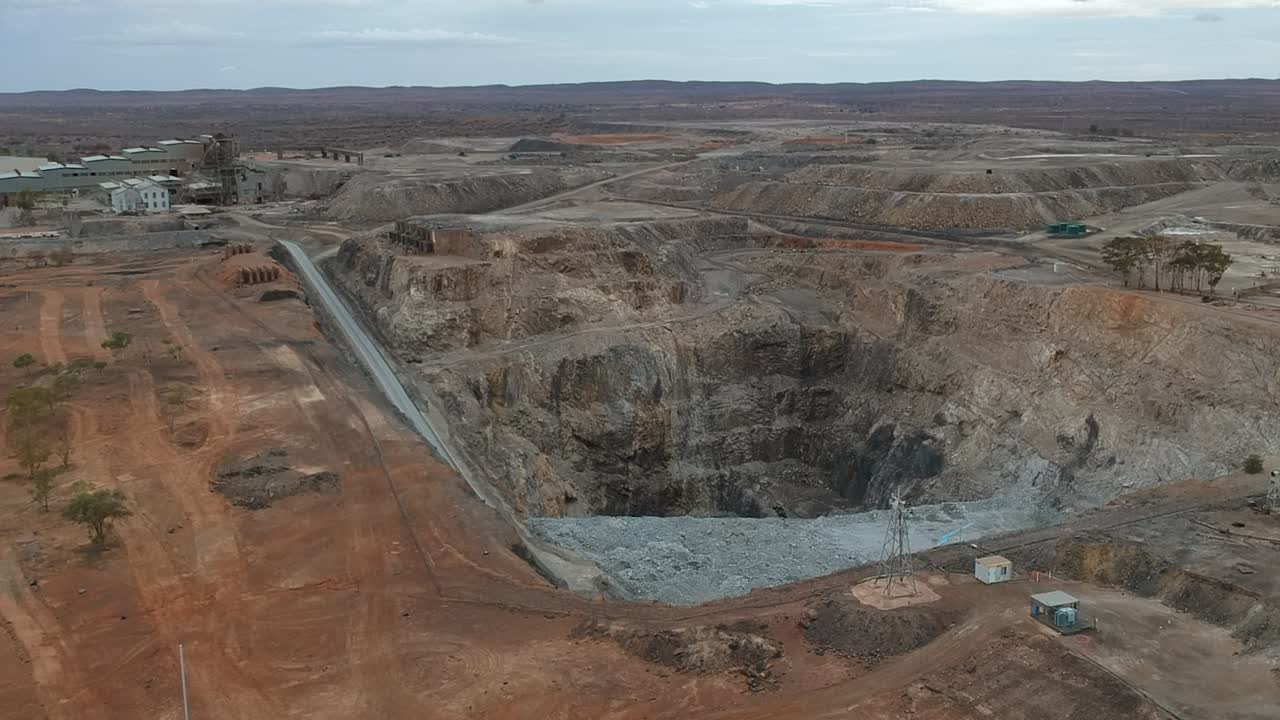 Open cut mine in Broken Hill Australia
