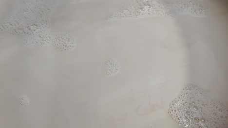 milk with bubbles