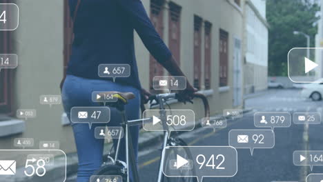 animación de notificaciones de redes sociales sobre mujer afroamericana con bicicleta en la calle de la ciudad