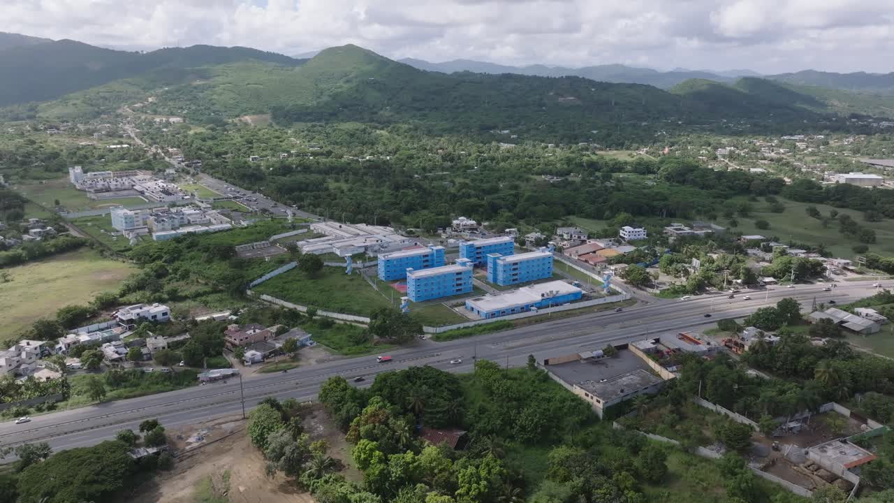 나자요 교도소와 그 주변 풍경, 도미니카 공화국의 산 크리스토발