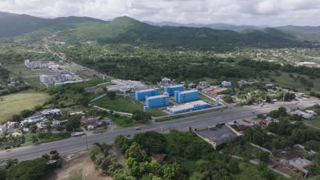 la prisión de najayo y el paisaje circundante, san cristóbal en la república dominicana