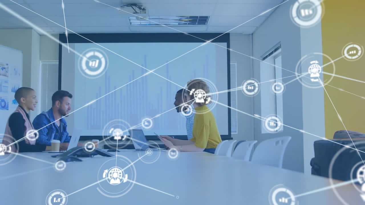 animación de la red de conexiones con iconos sobre diversos colegas discutiendo el trabajo