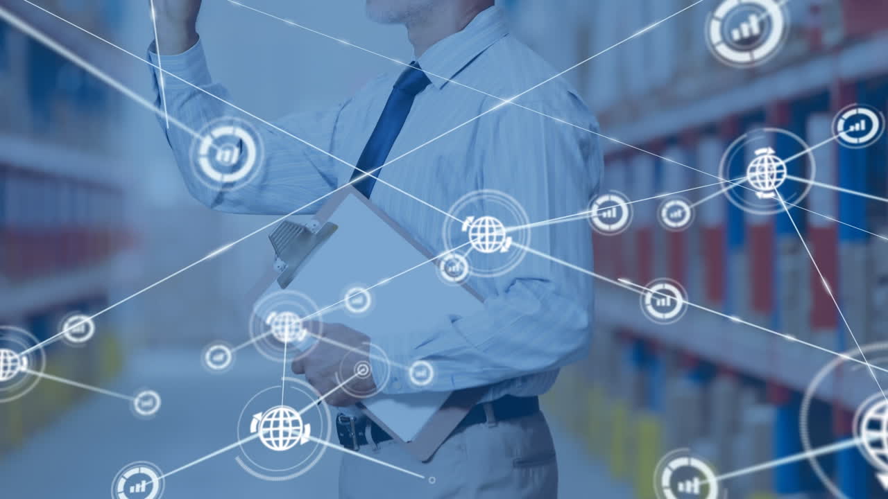 animación de la red de conexiones con iconos sobre el hombre que trabaja en el almacén